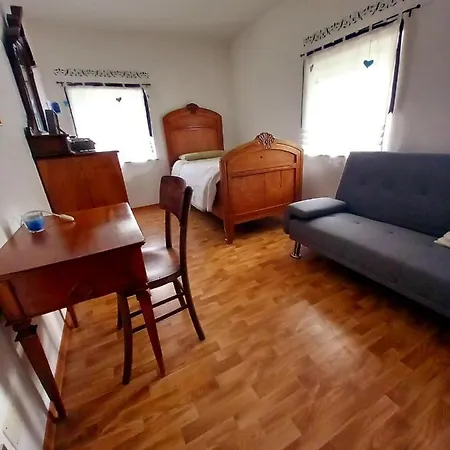 Cjasa Da Puci شقة