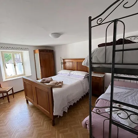 Cjasa Da Puci Apartamento